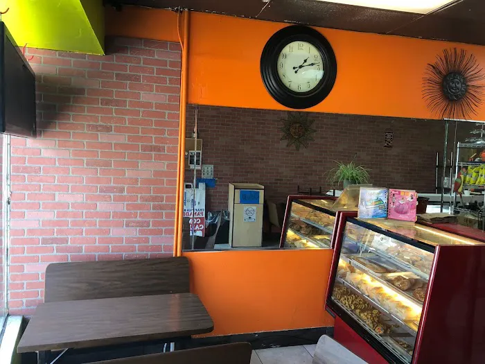 Chapines Bakery Picture 6