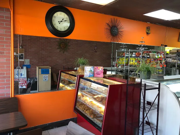 Chapines Bakery Picture 9