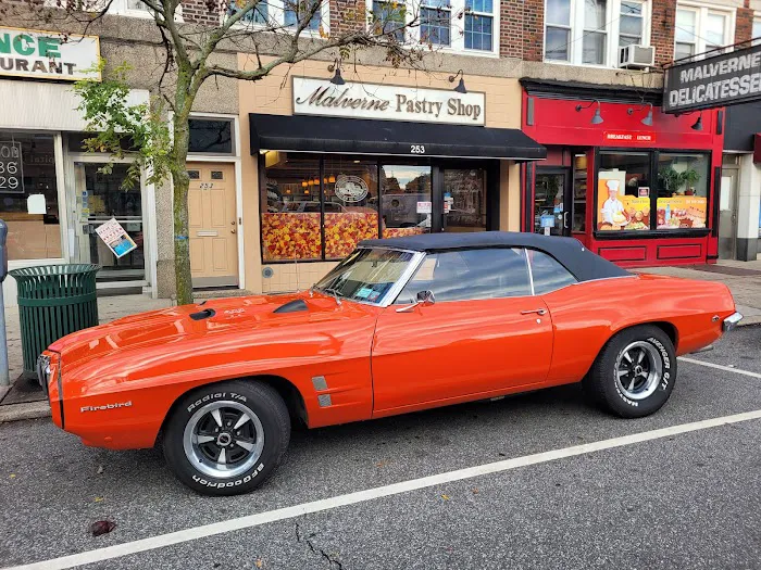 Malverne Pastry Shop Picture 3