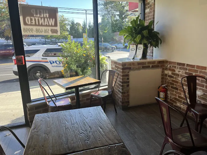 My Three Sons Bagel Cafe (Nassau Blvd) Picture 9