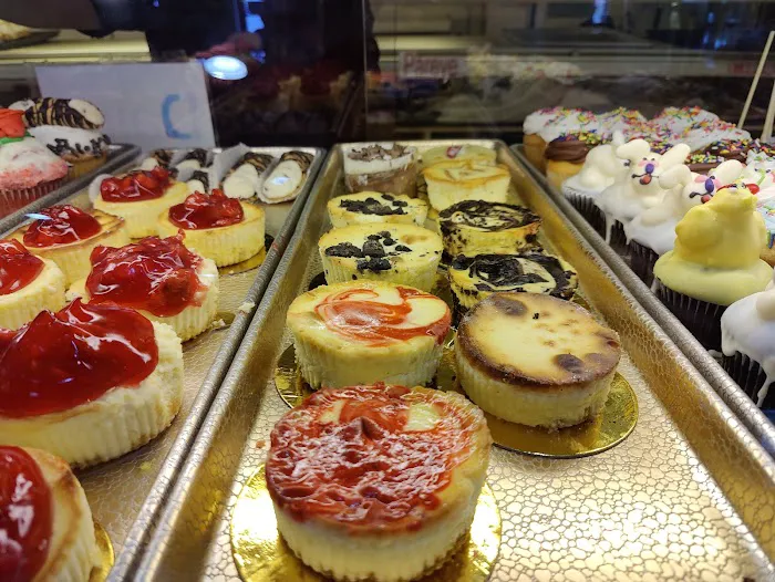 Riesterer's Bakery Picture 3