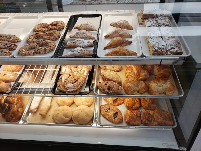 Steiner’s Pastry Shop Picture 3