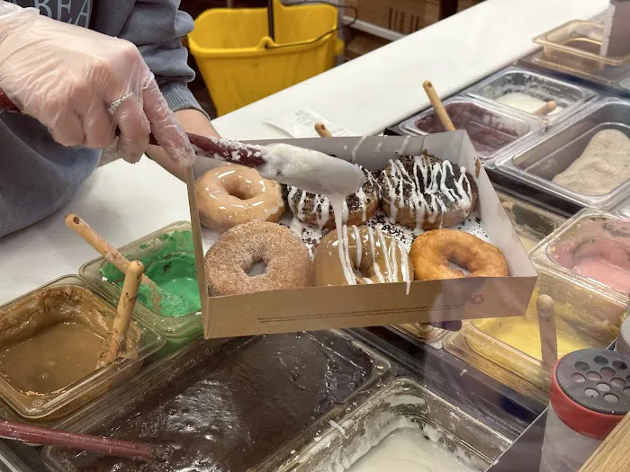 Duck Donuts Picture 4
