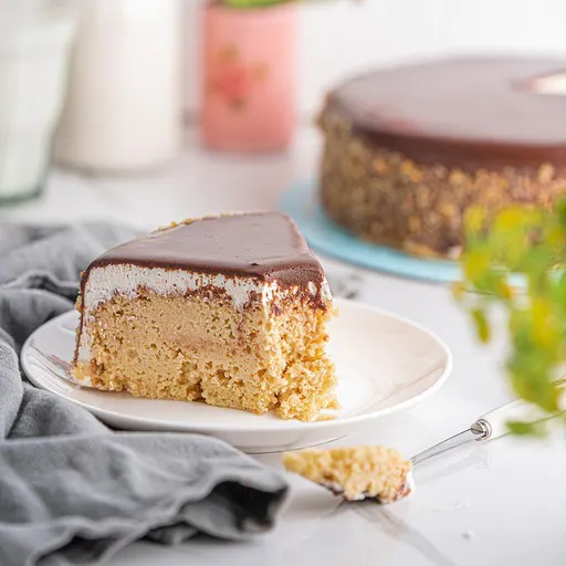 Layers Bakeshop Picture 8