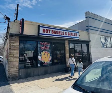 Bagel & Bialys