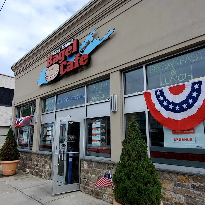 Long Island Bagel Cafe Picture 6