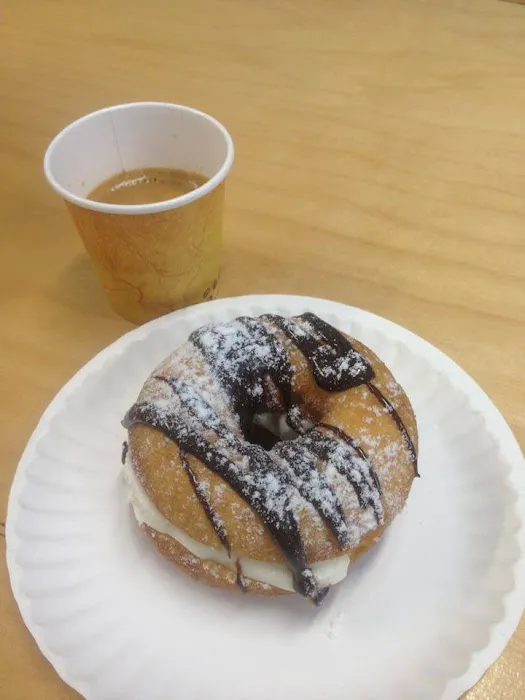 Dough Hut Picture 3