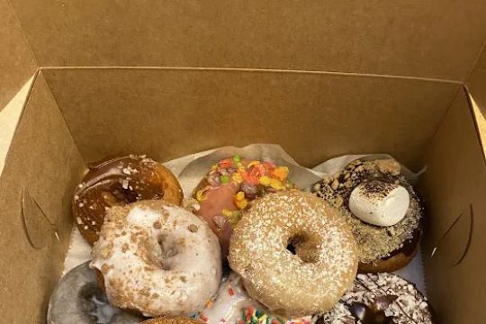 Dough Hut