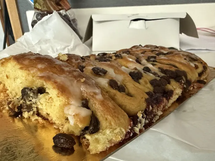 Front Street Bakery Picture 6