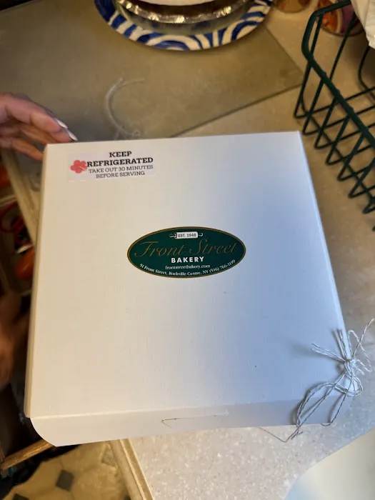 Front Street Bakery Picture 7