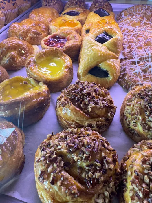 Saint Honore Pastry Shop Picture 3