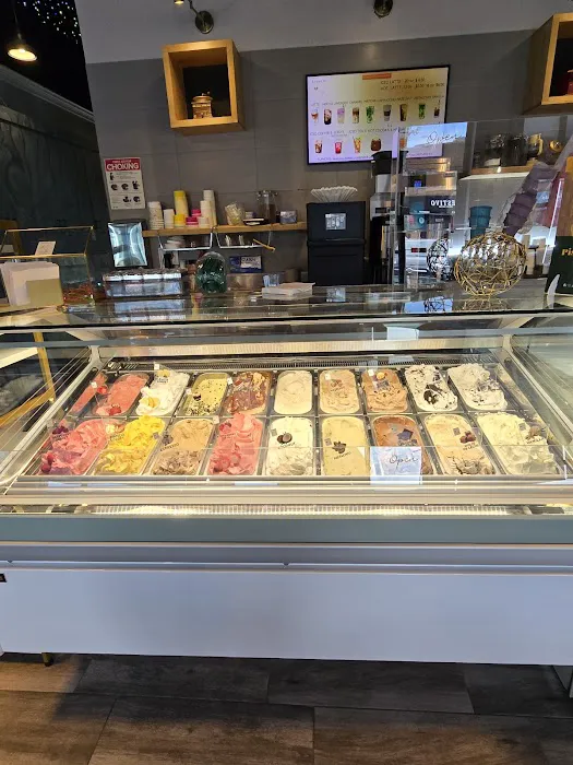 Leonetti Pastry Shop Picture 1