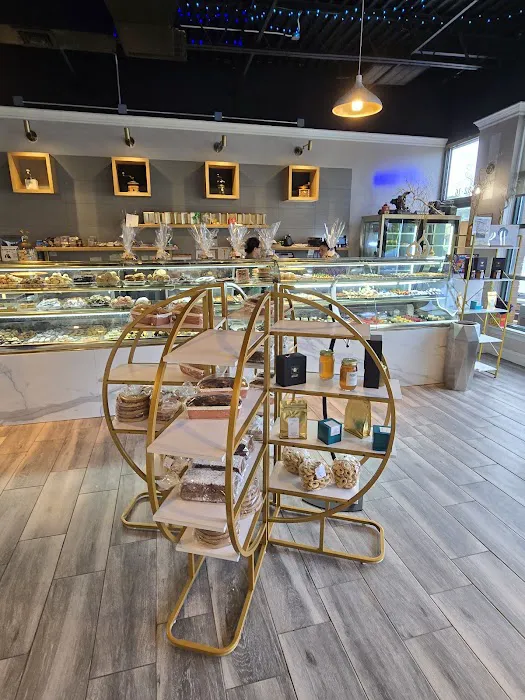 Leonetti Pastry Shop Picture 5