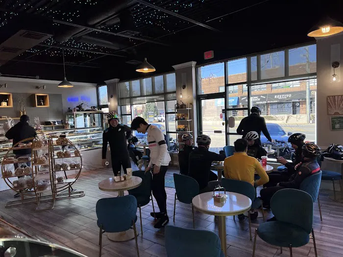 Leonetti Pastry Shop Picture 9