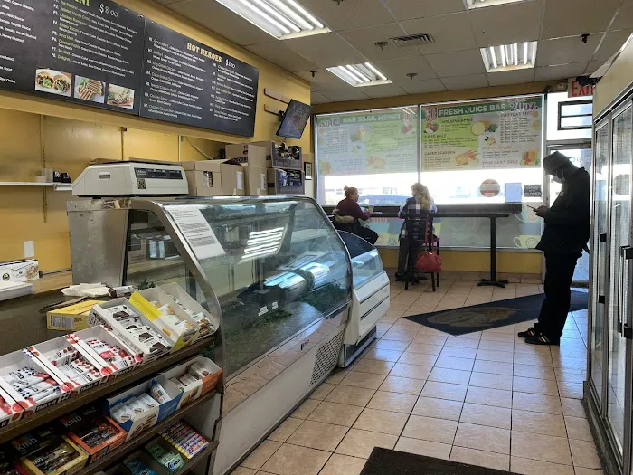 J & J Bagel & Deli Picture 9
