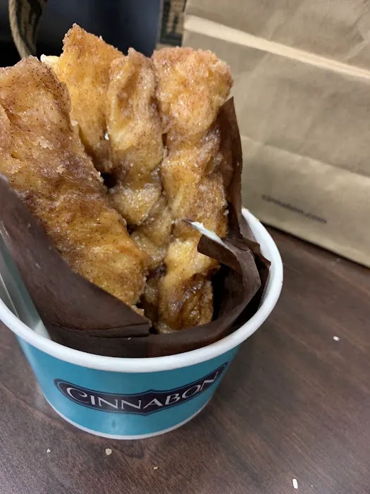 Cinnabon Picture 7
