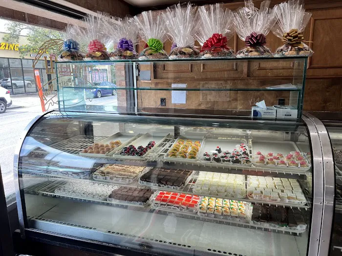 Cardinali Bakery & Pastry Shop Picture 4