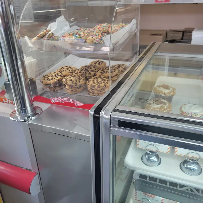 Twin Donuts Picture 3