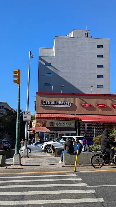 5 Estrellas Bakery Corporation Picture 8