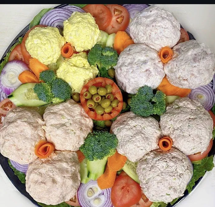 Max Bialystok & Company: Bagels and Deli Picture 4