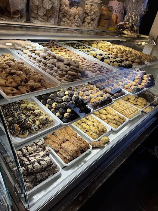 St. Rocco's Bakery Picture 5