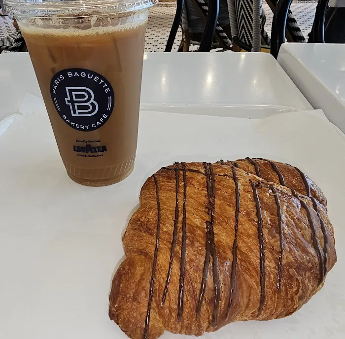 Paris Baguette Picture 2