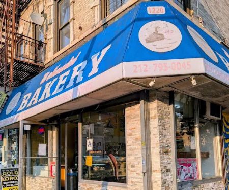 El Manantial Bakery