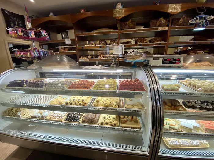 Ciro's Pastry Shop Picture 3