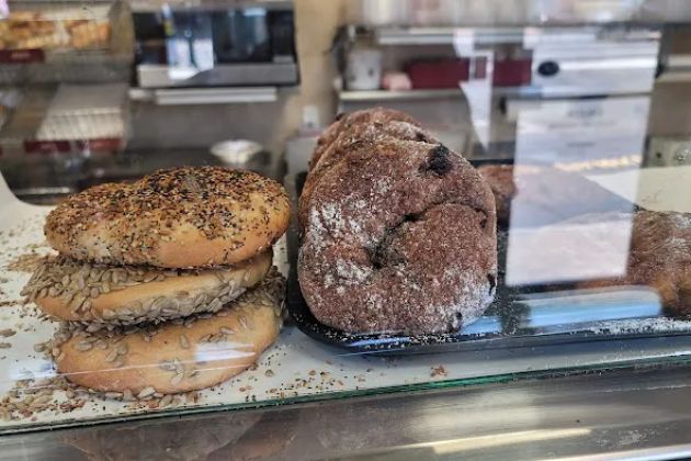 Baldwin Bagel Cafe