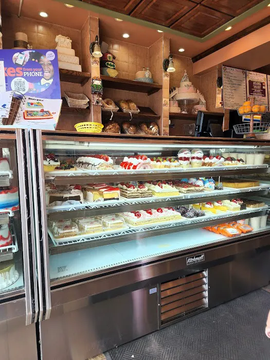 La Sevillana Bakery & Restaurant Picture 6