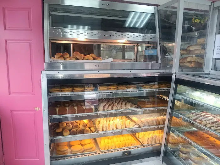 Esmeraldo Bakery Picture 2