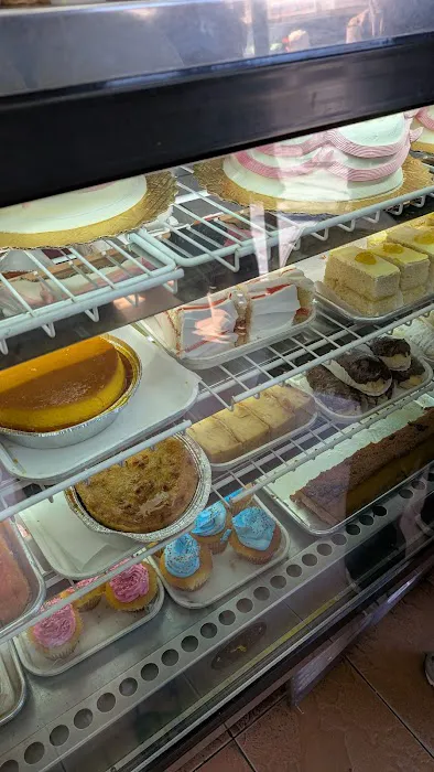 Esmeraldo Bakery Picture 6