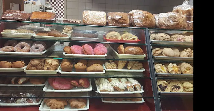 Emmanuel’s Bakery & Deli Picture 1