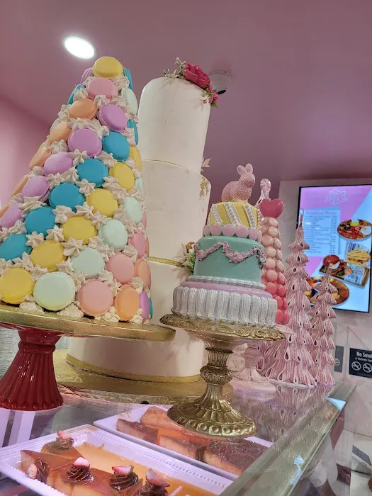 HAPPY CAKE BAKERY Picture 7