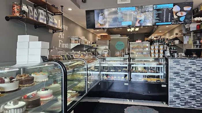 Cream Espresso Bar & Bakery Picture 4