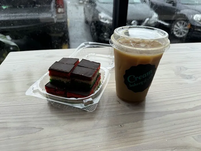 Cream Espresso Bar & Bakery Picture 9