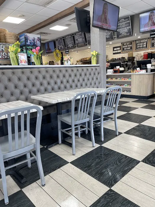 Long Island Bagel Cafe Picture 5