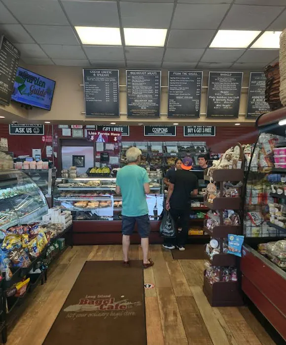 Long Island Bagel Cafe Picture 7