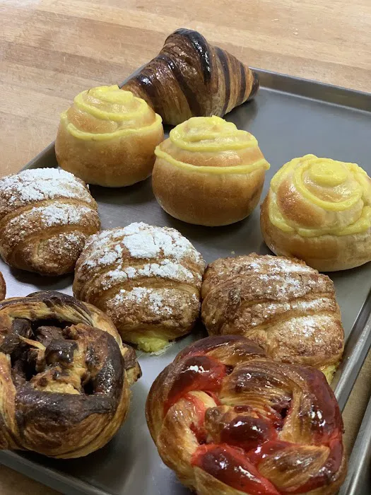 Stellina Bakery & Cafe Picture 8