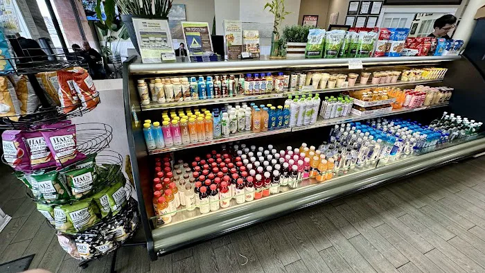 Beyond Bagels Picture 10