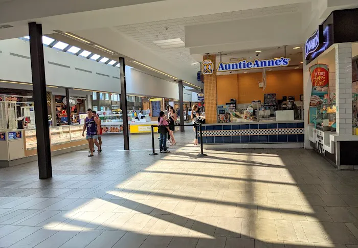 Auntie Anne's Picture 1
