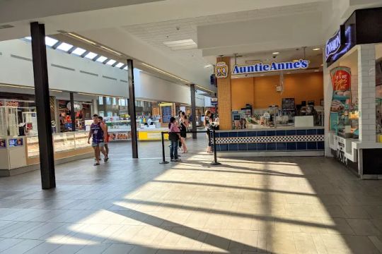 Auntie Anne's