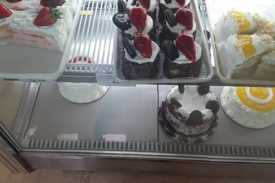 Las Palmas Bakery