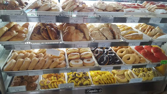 Las Palmas Bakery Picture 10