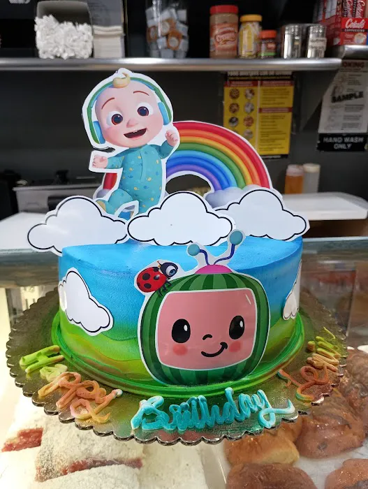 Mi Bakery & Cafe Picture 10
