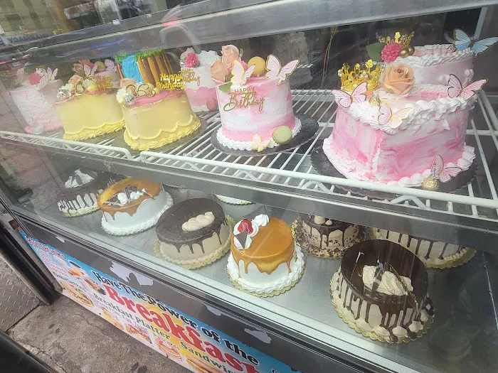 Mi Bakery & Cafe Picture 9