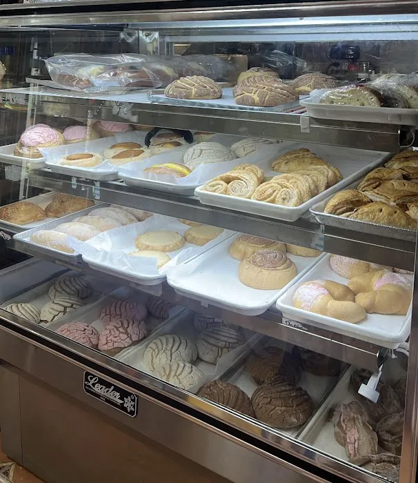 Sugar King Mexican Deli & Bakery Picture 2