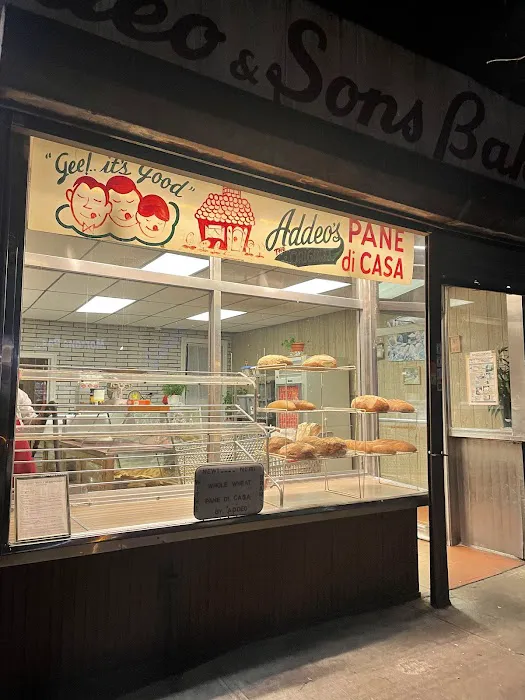 Addeo & Sons Bakery Picture 7