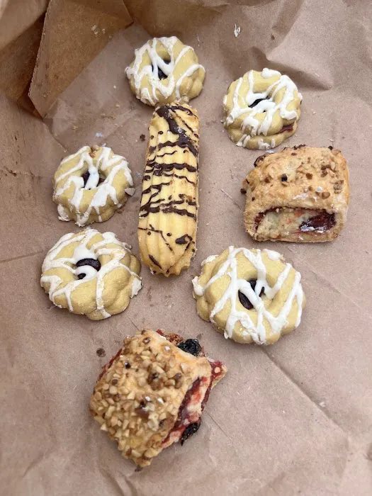 Addeo & Sons Bakery Picture 2