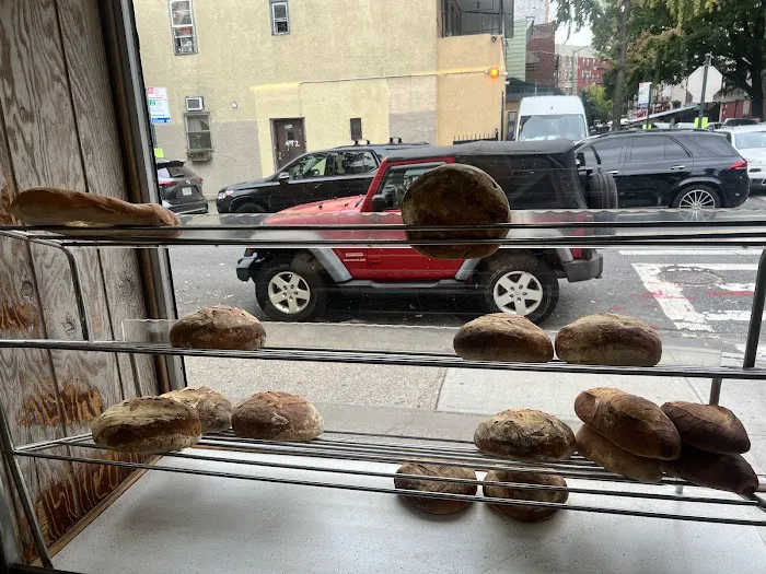 Addeo & Sons Bakery Picture 3